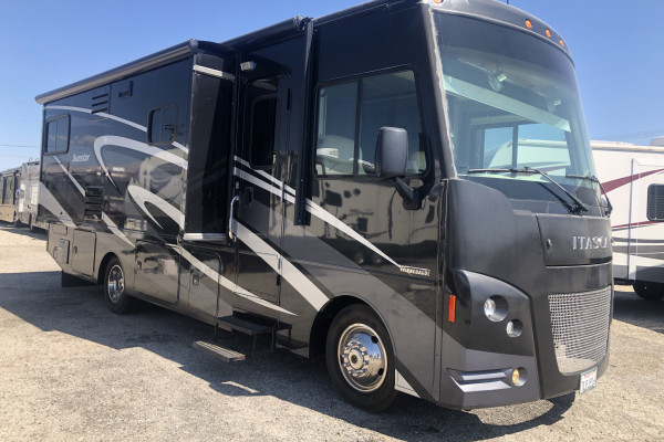 2015 ITASCA SUNSTAR - Deluxe - FULLY STOCKED