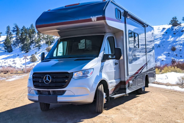 Winnebago Vita 24F Mercedes Turbo Diesel 18 MPG No.2