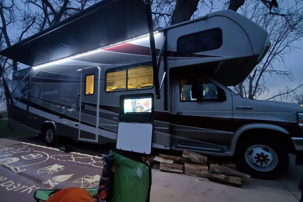 Loaded 2021 Forest River Sunseeker w/ Solar