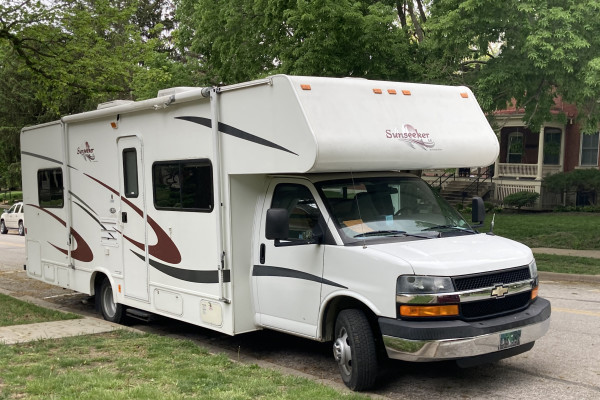 KD's 2005 Forest River Sunseeker Class C