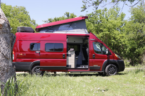 Cherry Red Pop Top- Winnebago Solis ***
