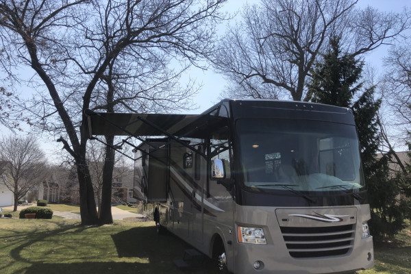 2016 Coachmen Mirada 35BH Family fun starts here!