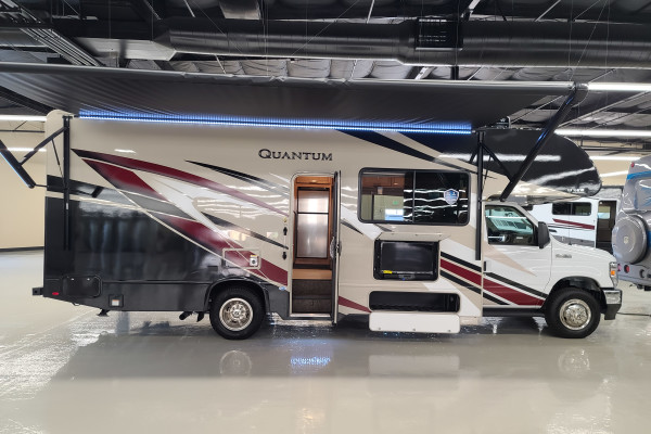 2021 Thor Motor Coach QUANTUM LH26