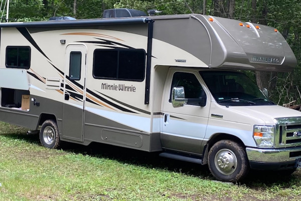 2017 Winnebago Minnie Winnie - TZ Mobile!