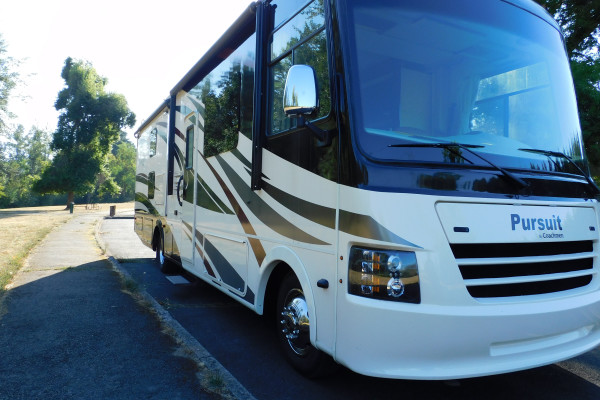 2017 Coachmen Pursuit