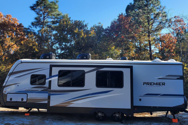 2021 Keystone Premier Ultra Lite New 2021, home away from home.