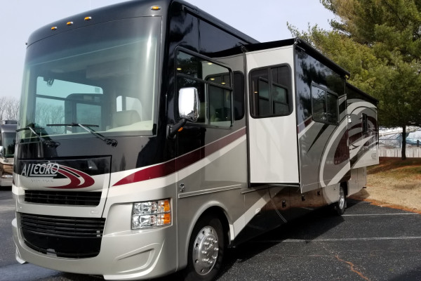 2016 Tiffin Motorhomes Allegro Open Road