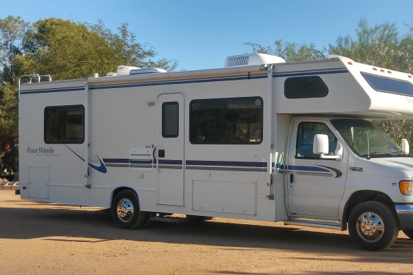 2002 Four Winds 5000 