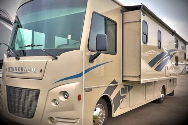 2018 Winnebago Vista