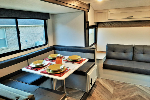 2022 HIGHLY UPGRADED, SUV Towable, Pet OK, Sleeps 5-8, Queen Bed & Bunks