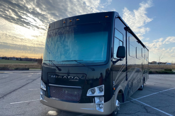 2022 Coachmen Mirada 35ES-M 2 slides -Full Service SEASONAL RATES