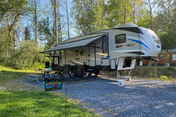 Great Big Camper!!