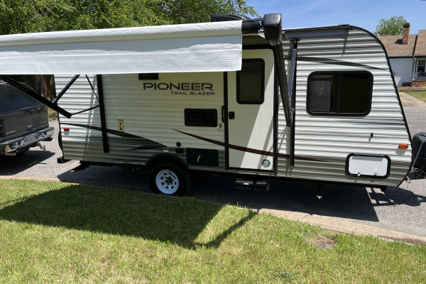 2019 Heartland Pioneer