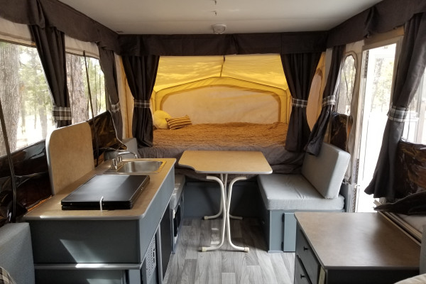 Beautifully remodeled Starcraft Pop-up