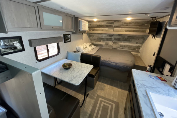 Brand New 2022 Coleman Bunkhouse #200