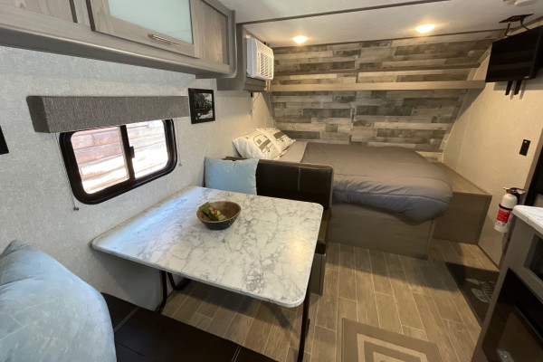 Brand New 2022 Coleman Bunkhouse #992