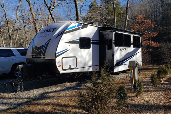 2021 Crossroads RV Sunset Trail Super Lite