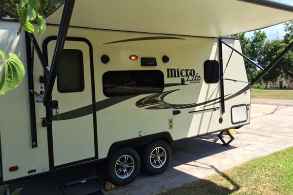 2015 Forest River Micro-Lite - Perfect for couples or small families!