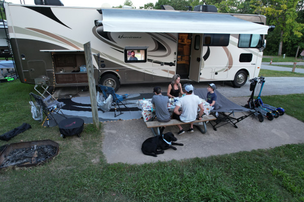Romance the Rockies. 2017 Thor Hurricane