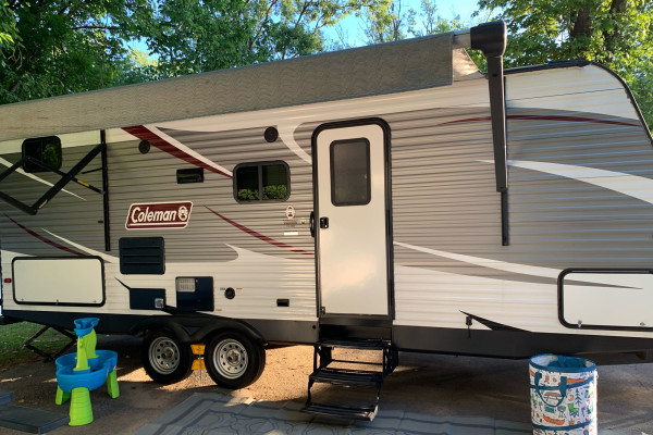 2019 Coleman Lantern - Perfect Lightweight Family Camper