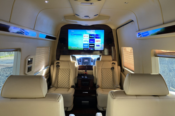 Mercedes-Benz Luxury Sprinter (Biscotti)