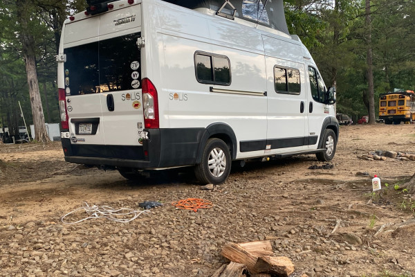 2021 Winnebago Solis 59PX