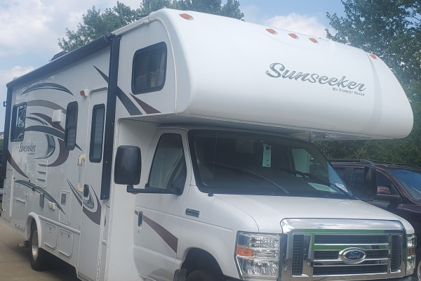 2016 Forest River Sunseeker 2500TS
