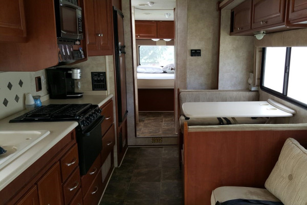 2013 Winnebago Chalet