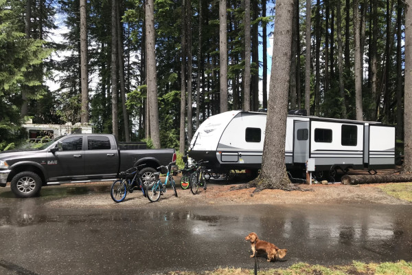 Family Friendly Sleeps 10 2018 Forest River Surveyor