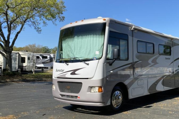 Perfect RV for the Family with Bunks and 2 Bathrooms