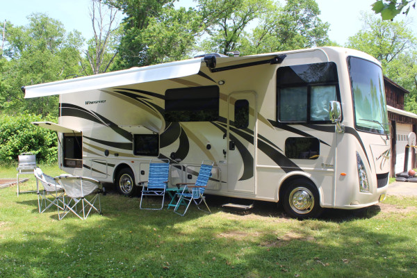 2017 Thor Windsport, easy drive with updated stabilizer, road service incl