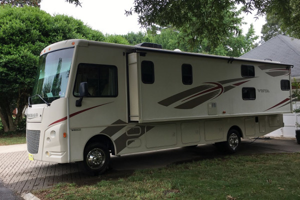 2017 Winnebago Vista