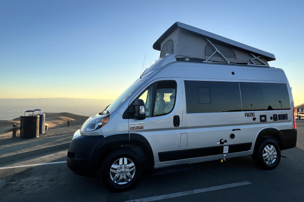 SUPER EASY to Maneuver 2022 Sleep 4 people w/ Loft