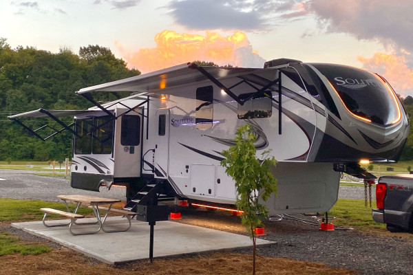 Big Bunk (Grand Design Solitude 378MBS-R) *Delivery Only*