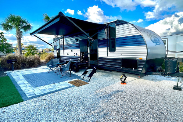 The Best Travel Trailer for Friends & Family!