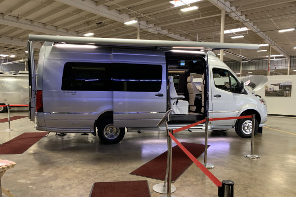 2022 Airstream Interstate GL 4 x 4