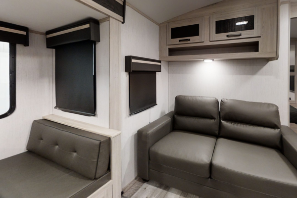 2022 Heartland RVs Sundance Ultra Lite