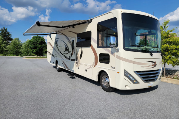 2018 Thor Hurricane