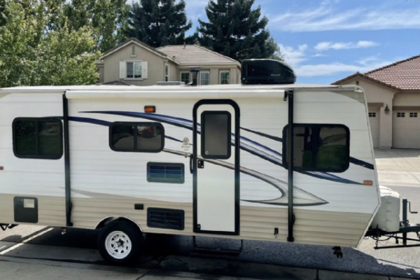 2013 Nomad 173, 20ft, $Cheap, Easy to tow and Delivery options available.