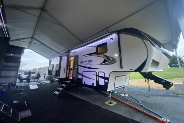 2022 Grand Design Reflection