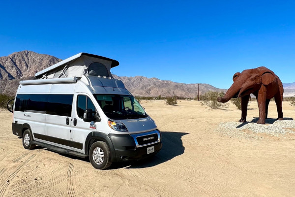 VAN-ISH- 2022 - Self Charging Camper Packed with Amenities -Sleeps 4 w/Skyb