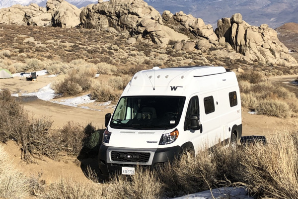 15 min from Airport! 2021 Winnebago Solis