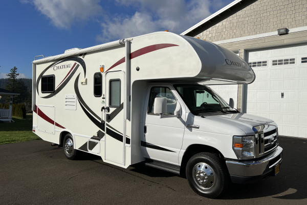 2014 Thor Chateau 22E Motor Coach