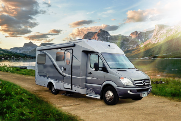 2014 Leisure Travel Unity U24CB: Your Luxurious Mobile Haven!