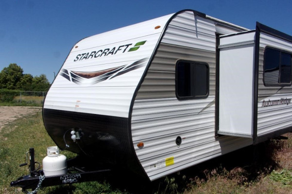 Cozy Camper, Generator & bearspray included