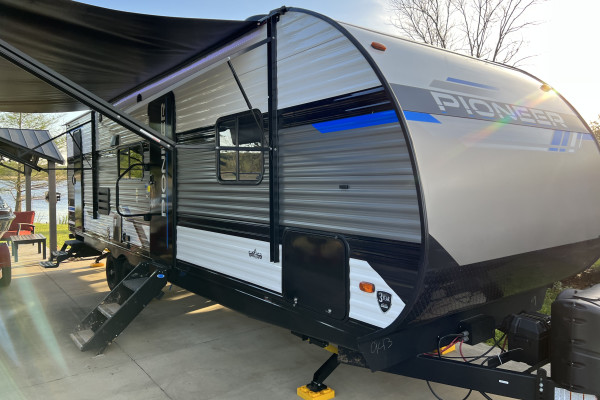 “The Weekender” *2023* Heartland Pioneer