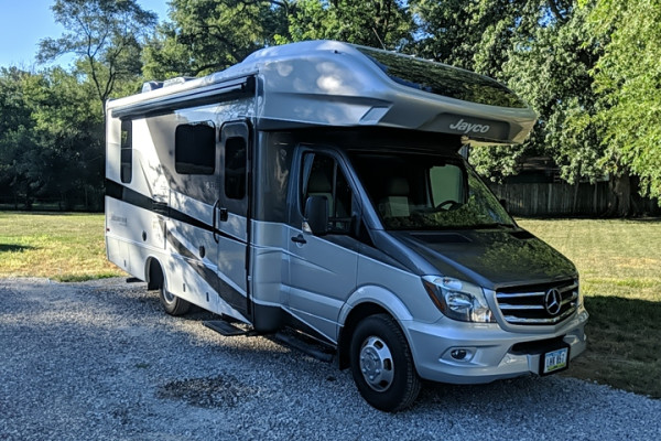 2018 Melbourne Prestige 24LP Weekly and Monthly Rates Available Now!