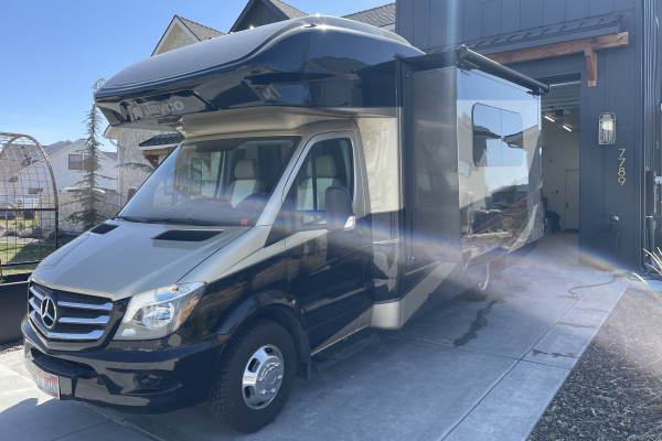 “RUBY” 2020 Jayco Melbourne Prestige