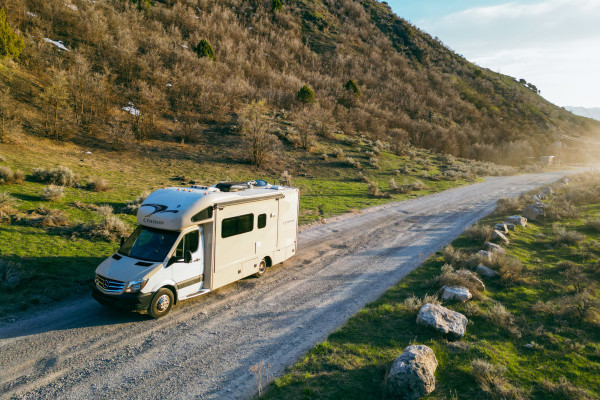 Magical Knight Bus! 2016 Thor Citation Sprinter 24SL - EZ to Drive!