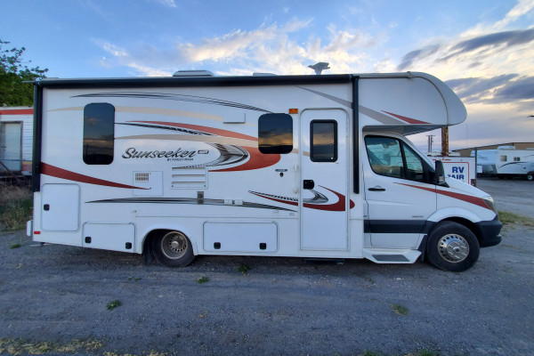 2016 Forest River Sunseeker 